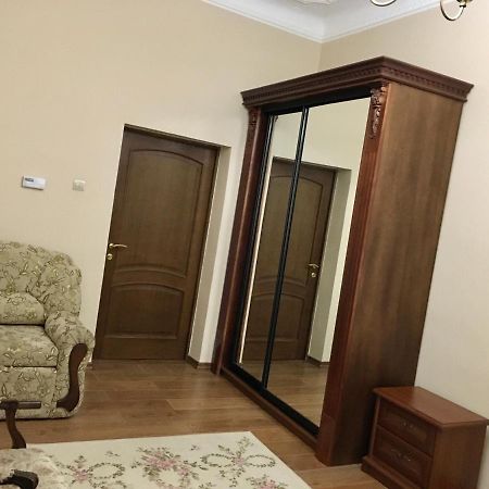 Cozy apartment Lviv Kültér fotó
