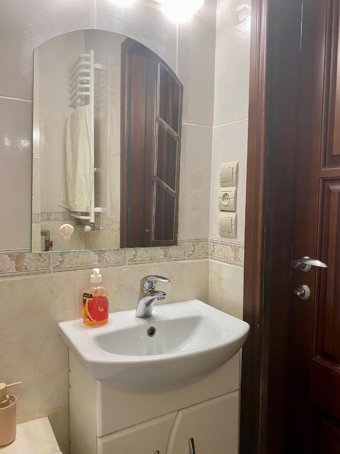Cozy apartment Lviv Kültér fotó
