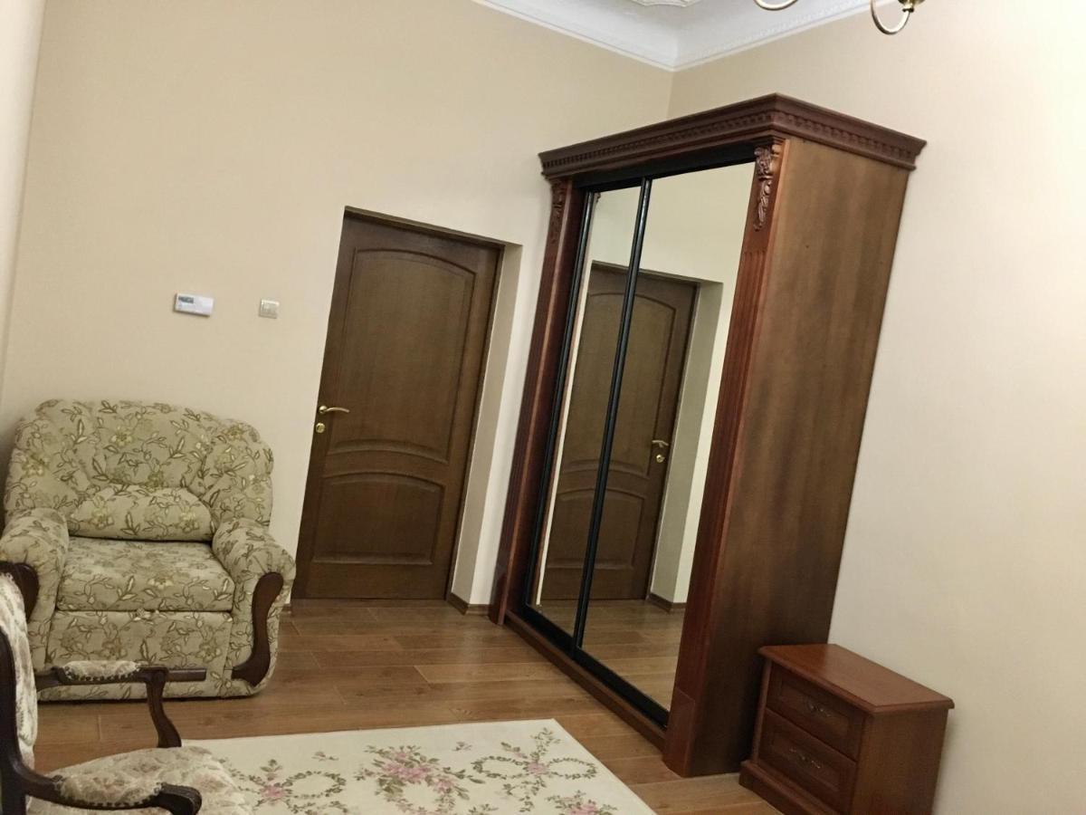 Cozy apartment Lviv Kültér fotó